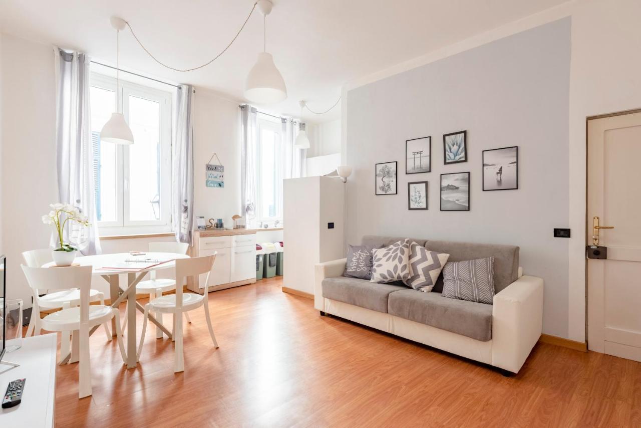 Mazzini 12 Very Central Apartment With Private Garage, Air Conditioning, Wifi, Just 50 Meters From The Beach Rapallo Eksteriør bilde