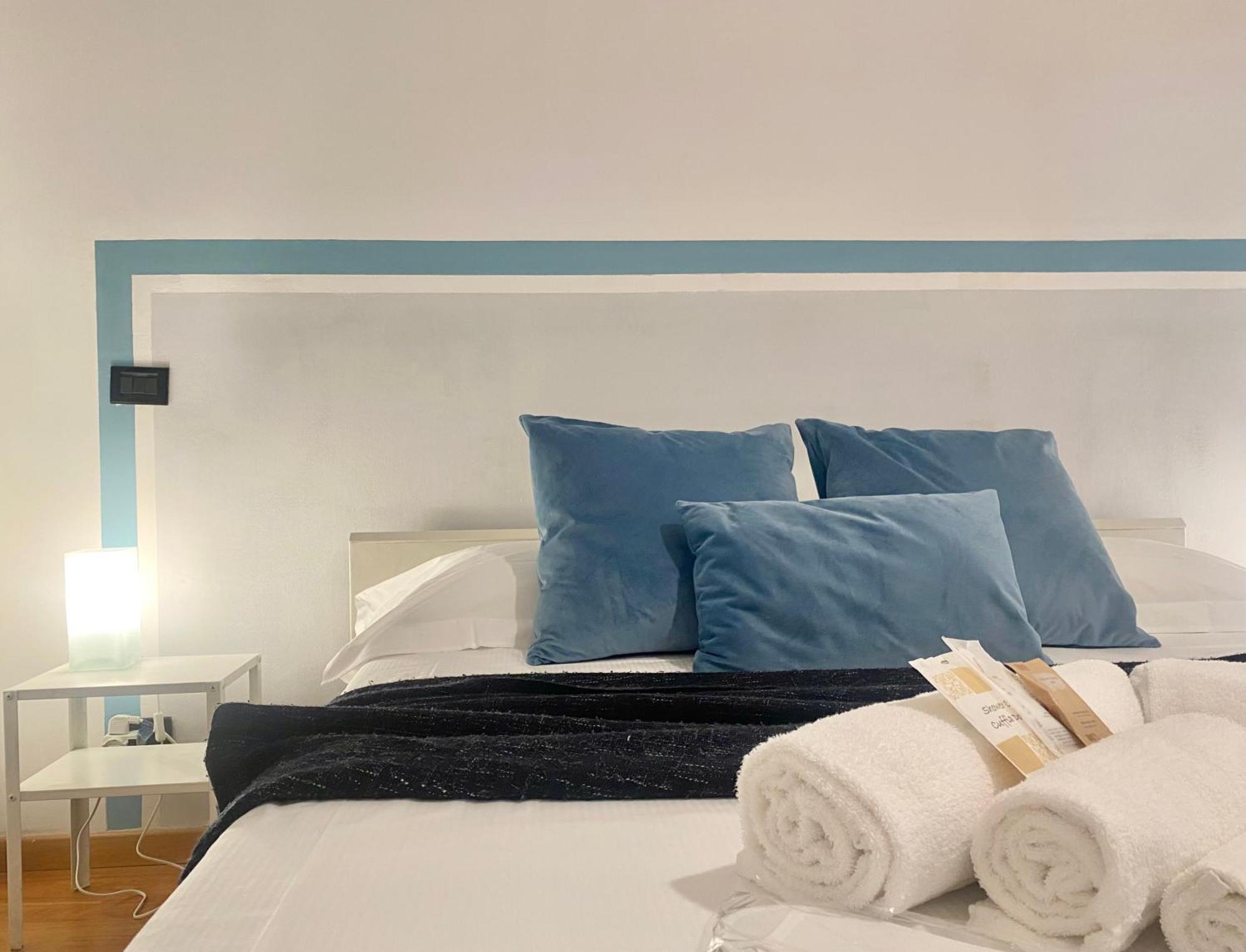 Mazzini 12 Very Central Apartment With Private Garage, Air Conditioning, Wifi, Just 50 Meters From The Beach Rapallo Eksteriør bilde
