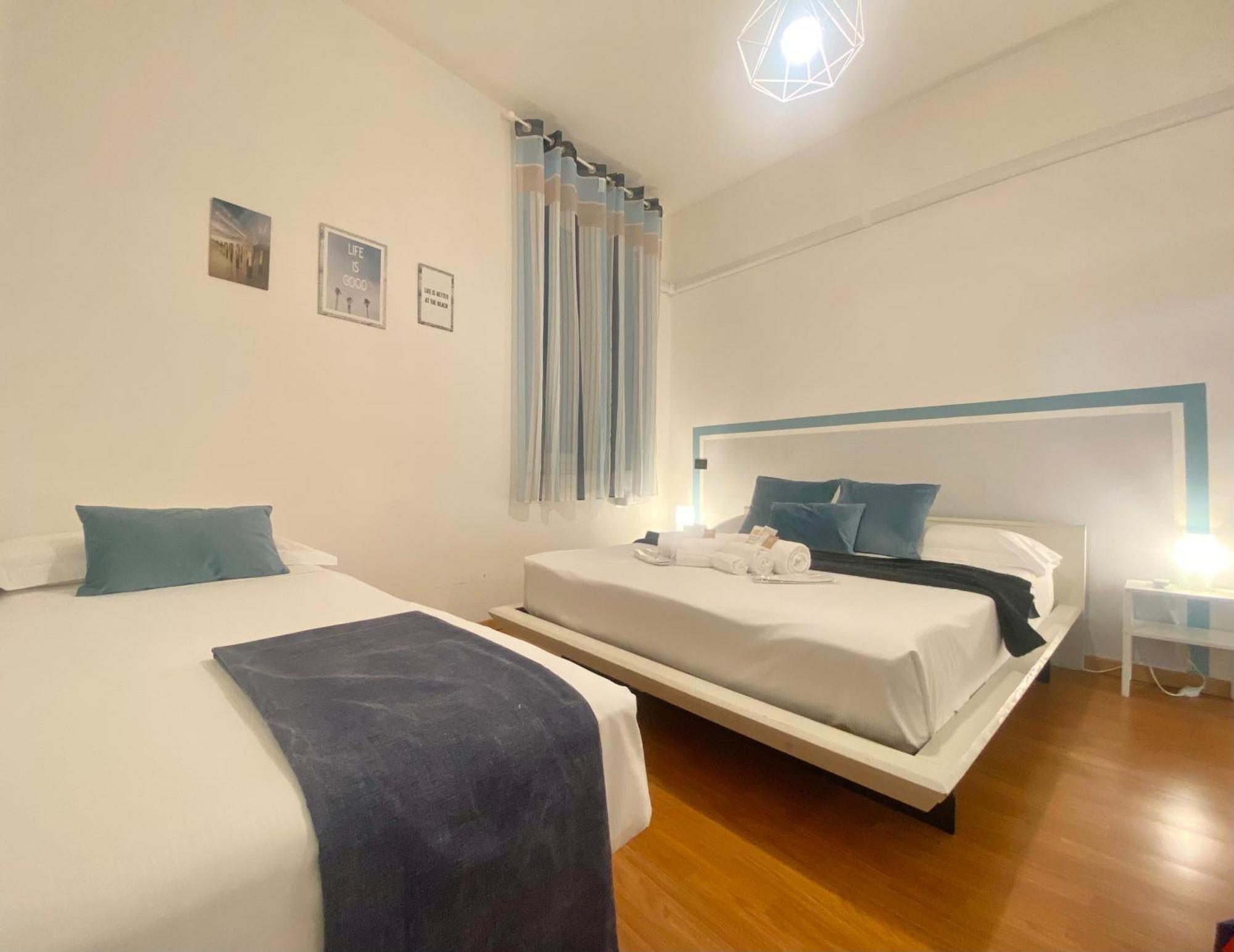 Mazzini 12 Very Central Apartment With Private Garage, Air Conditioning, Wifi, Just 50 Meters From The Beach Rapallo Eksteriør bilde