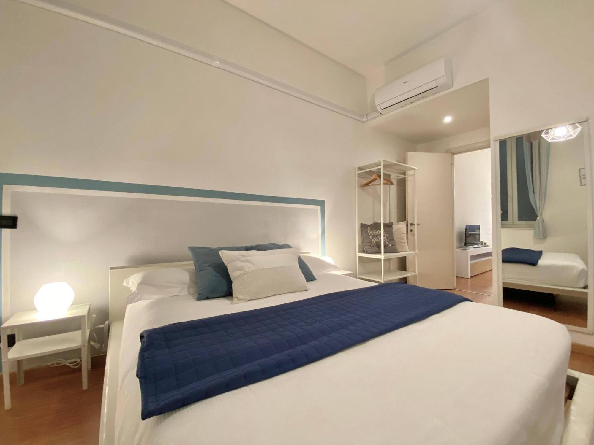 Mazzini 12 Very Central Apartment With Private Garage, Air Conditioning, Wifi, Just 50 Meters From The Beach Rapallo Eksteriør bilde