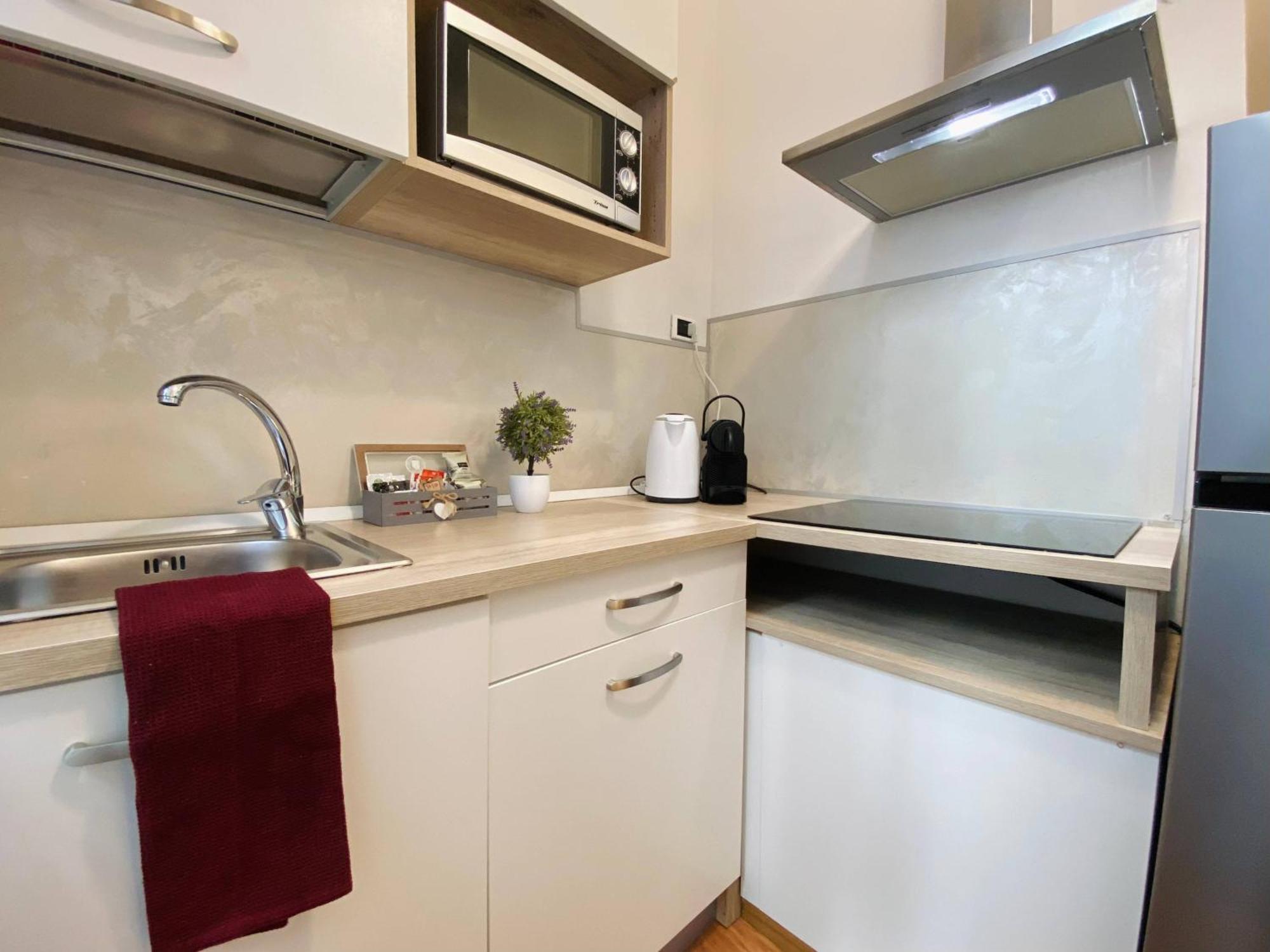 Mazzini 12 Very Central Apartment With Private Garage, Air Conditioning, Wifi, Just 50 Meters From The Beach Rapallo Eksteriør bilde